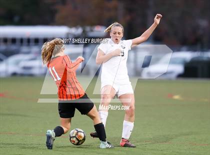 Thumbnail 1 in Staples vs. Ridgefield (FCIAC Semifinal) photogallery.