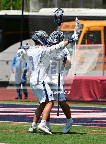 Thumbnail 2 in Wilton vs. Darien (FCIAC Final) photogallery.