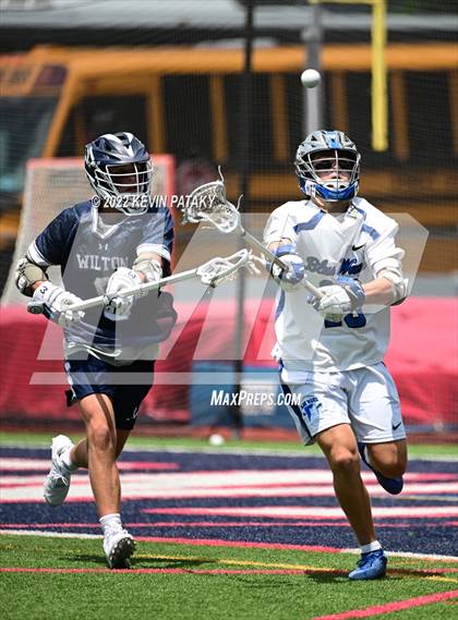 Thumbnail 2 in Wilton vs. Darien (FCIAC Final) photogallery.