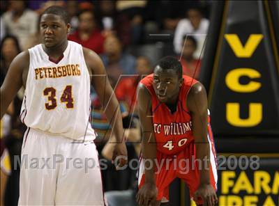 Thumbnail 2 in Petersburg vs. T.C. Williams (VHSL AAA Semifinal) photogallery.