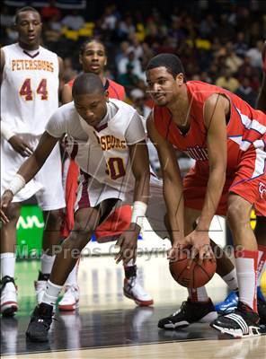 Thumbnail 1 in Petersburg vs. T.C. Williams (VHSL AAA Semifinal) photogallery.