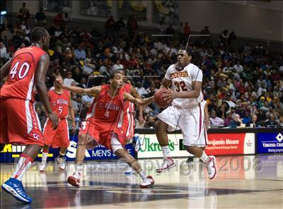 Thumbnail 1 in Petersburg vs. T.C. Williams (VHSL AAA Semifinal) photogallery.
