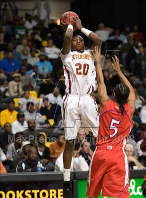 Thumbnail 2 in Petersburg vs. T.C. Williams (VHSL AAA Semifinal) photogallery.