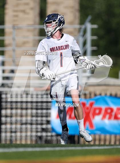 Thumbnail 1 in Briarcliff vs. LaFayette/Onondaga (NYSPHSAA Class D Final) photogallery.