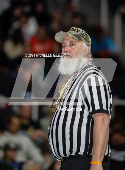 Thumbnail 2 in NYSPHSAA Division 2 Championships (FINALS 160 to 190) photogallery.