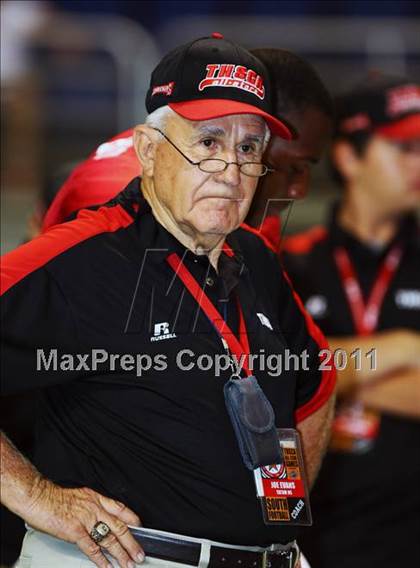 Thumbnail 2 in 2010 THSCA All-Star Football Classic (North vs. South) photogallery.