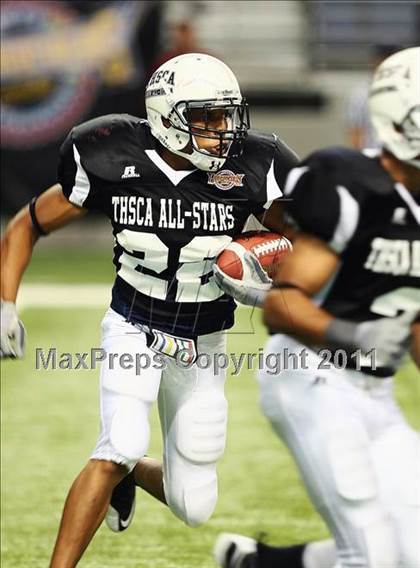 Thumbnail 1 in 2010 THSCA All-Star Football Classic (North vs. South) photogallery.