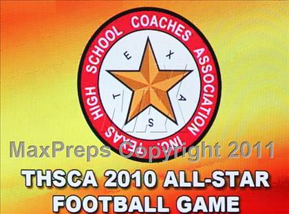 Thumbnail 1 in 2010 THSCA All-Star Football Classic (North vs. South) photogallery.