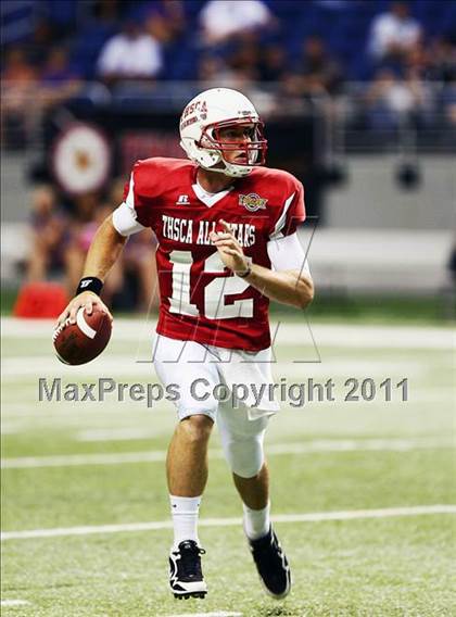 Thumbnail 3 in 2010 THSCA All-Star Football Classic (North vs. South) photogallery.