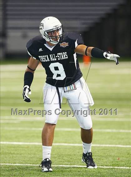 Thumbnail 3 in 2010 THSCA All-Star Football Classic (North vs. South) photogallery.