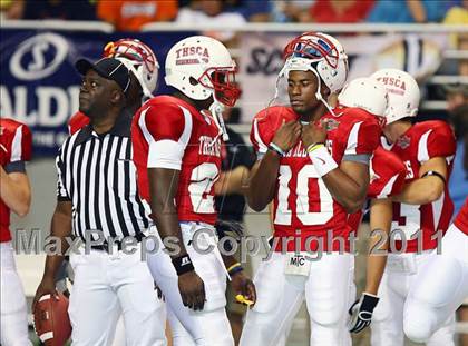 Thumbnail 1 in 2010 THSCA All-Star Football Classic (North vs. South) photogallery.