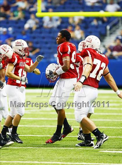 Thumbnail 2 in 2010 THSCA All-Star Football Classic (North vs. South) photogallery.