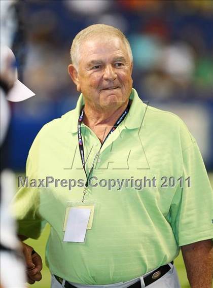 Thumbnail 2 in 2010 THSCA All-Star Football Classic (North vs. South) photogallery.