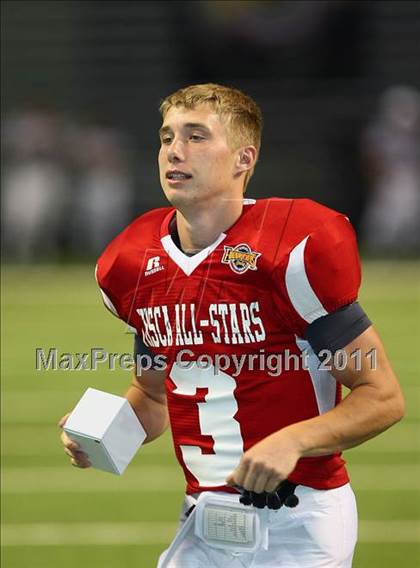 Thumbnail 3 in 2010 THSCA All-Star Football Classic (North vs. South) photogallery.