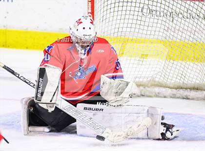 Thumbnail 3 in Cape Elizabeth vs. Messalonskee (MPA Class B State Final) photogallery.