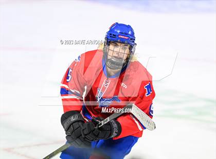 Thumbnail 1 in Cape Elizabeth vs. Messalonskee (MPA Class B State Final) photogallery.