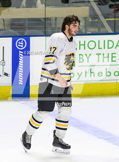 Thumbnail 2 in Cape Elizabeth vs. Messalonskee (MPA Class B State Final) photogallery.