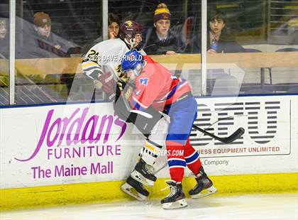 Thumbnail 1 in Cape Elizabeth vs. Messalonskee (MPA Class B State Final) photogallery.