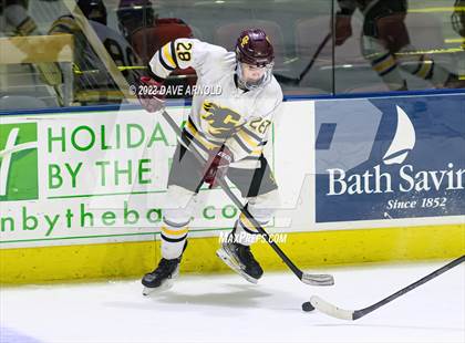 Thumbnail 2 in Cape Elizabeth vs. Messalonskee (MPA Class B State Final) photogallery.