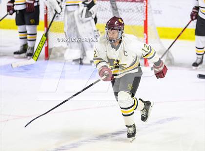 Thumbnail 1 in Cape Elizabeth vs. Messalonskee (MPA Class B State Final) photogallery.
