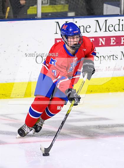 Thumbnail 1 in Cape Elizabeth vs. Messalonskee (MPA Class B State Final) photogallery.