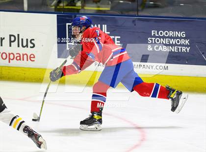 Thumbnail 3 in Cape Elizabeth vs. Messalonskee (MPA Class B State Final) photogallery.