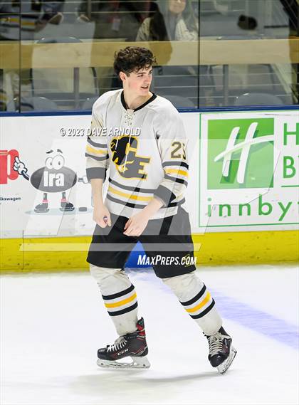 Thumbnail 1 in Cape Elizabeth vs. Messalonskee (MPA Class B State Final) photogallery.