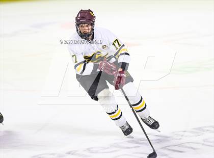 Thumbnail 3 in Cape Elizabeth vs. Messalonskee (MPA Class B State Final) photogallery.