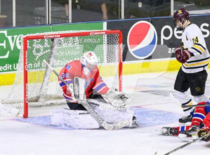 Thumbnail 2 in Cape Elizabeth vs. Messalonskee (MPA Class B State Final) photogallery.