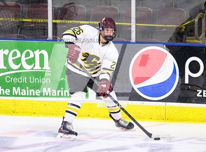 Thumbnail 2 in Cape Elizabeth vs. Messalonskee (MPA Class B State Final) photogallery.