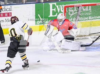 Thumbnail 1 in Cape Elizabeth vs. Messalonskee (MPA Class B State Final) photogallery.