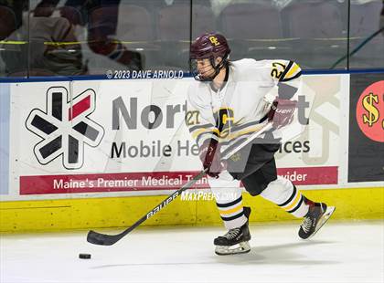 Thumbnail 2 in Cape Elizabeth vs. Messalonskee (MPA Class B State Final) photogallery.