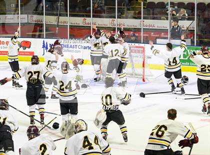 Thumbnail 2 in Cape Elizabeth vs. Messalonskee (MPA Class B State Final) photogallery.