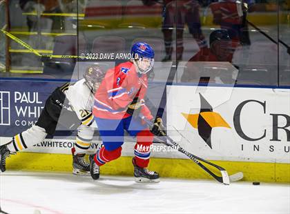 Thumbnail 3 in Cape Elizabeth vs. Messalonskee (MPA Class B State Final) photogallery.