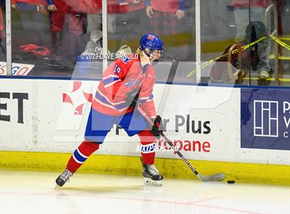 Thumbnail 1 in Cape Elizabeth vs. Messalonskee (MPA Class B State Final) photogallery.