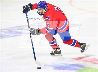 Thumbnail 3 in Cape Elizabeth vs. Messalonskee (MPA Class B State Final) photogallery.