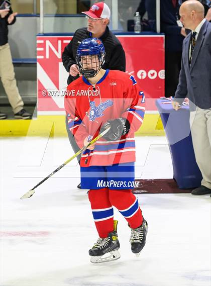 Thumbnail 1 in Cape Elizabeth vs. Messalonskee (MPA Class B State Final) photogallery.