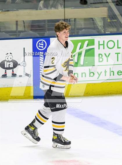 Thumbnail 2 in Cape Elizabeth vs. Messalonskee (MPA Class B State Final) photogallery.