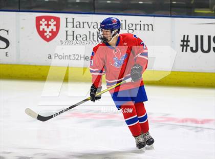 Thumbnail 1 in Cape Elizabeth vs. Messalonskee (MPA Class B State Final) photogallery.