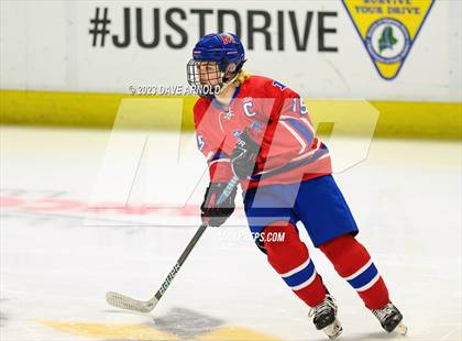 Thumbnail 1 in Cape Elizabeth vs. Messalonskee (MPA Class B State Final) photogallery.