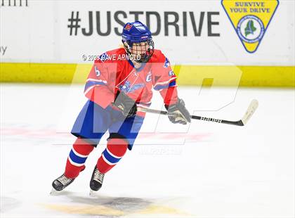 Thumbnail 2 in Cape Elizabeth vs. Messalonskee (MPA Class B State Final) photogallery.