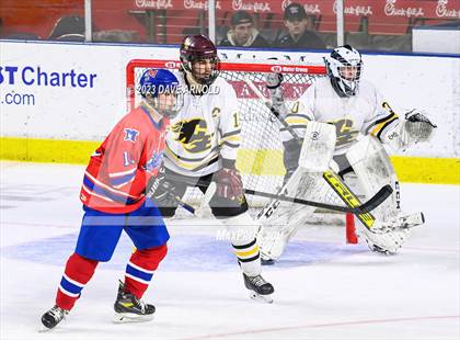 Thumbnail 3 in Cape Elizabeth vs. Messalonskee (MPA Class B State Final) photogallery.
