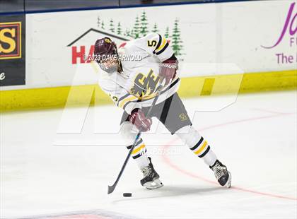 Thumbnail 1 in Cape Elizabeth vs. Messalonskee (MPA Class B State Final) photogallery.