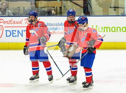 Thumbnail 3 in Cape Elizabeth vs. Messalonskee (MPA Class B State Final) photogallery.