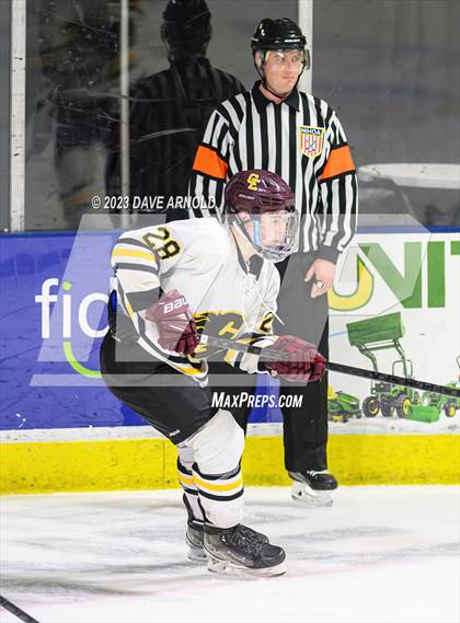 Thumbnail 2 in Cape Elizabeth vs. Messalonskee (MPA Class B State Final) photogallery.