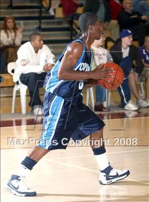 Thumbnail 3 in Compton vs. JSerra Catholic (Ocean View Tournament) photogallery.