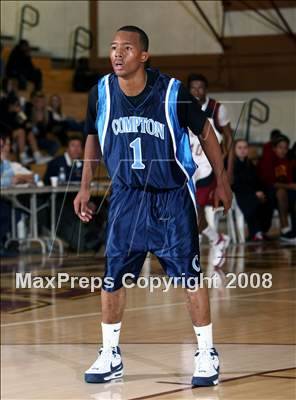 Thumbnail 1 in Compton vs. JSerra Catholic (Ocean View Tournament) photogallery.