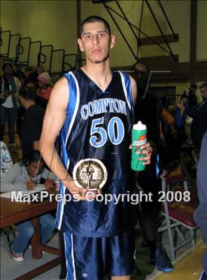 Thumbnail 3 in Compton vs. JSerra Catholic (Ocean View Tournament) photogallery.
