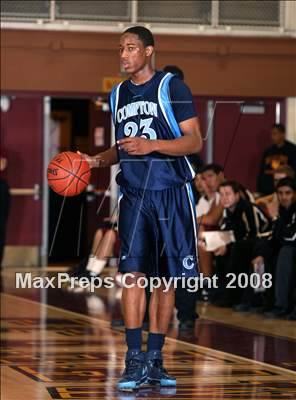 Thumbnail 3 in Compton vs. JSerra Catholic (Ocean View Tournament) photogallery.