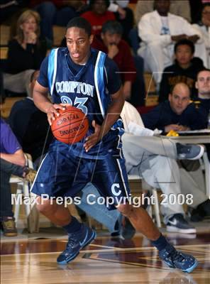 Thumbnail 3 in Compton vs. JSerra Catholic (Ocean View Tournament) photogallery.